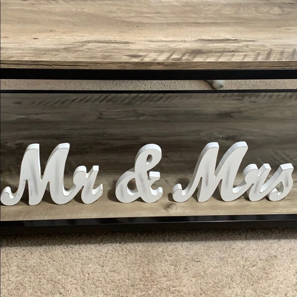 Mr. & Mrs. Letters and chair signs.